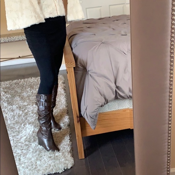 NIB Charming Charlie Tall Brown Wedge-heeled Boots - Picture 5 of 8